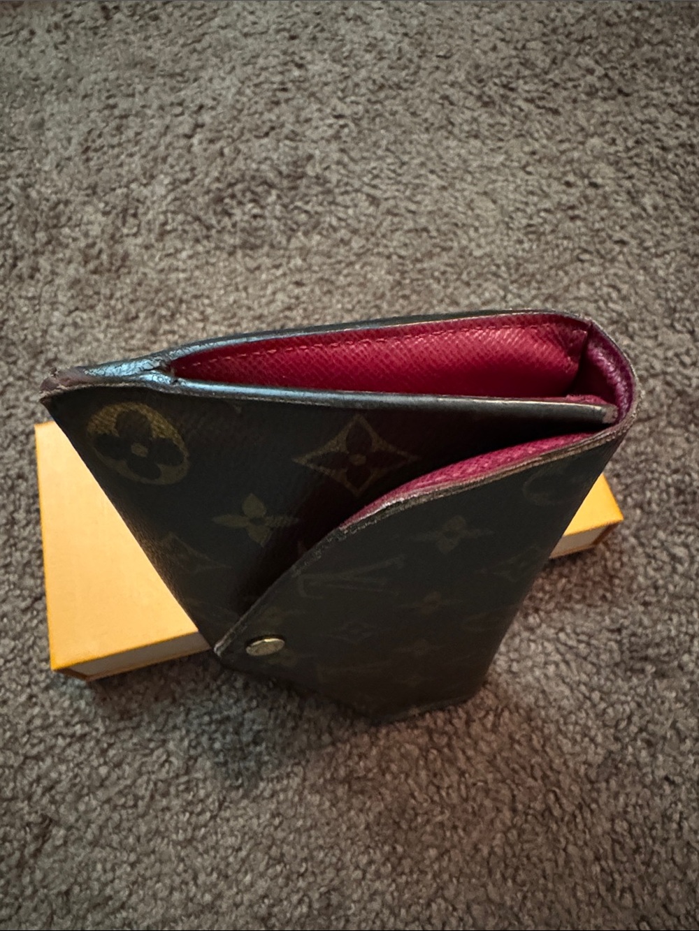 Louis Vuitton Jeanne wallet - Picture 10 of 15